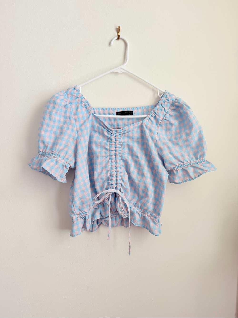 Gingham Ruffle Crop Top - Picture 5 of 5